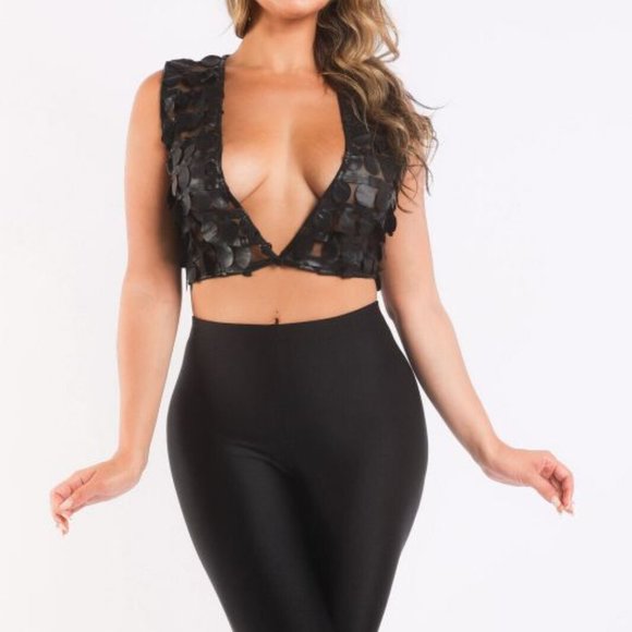 Women's Sexy Open Front Novelty Sheer Top & Matching Biker Leggings Shorts Set - Picture 3 of 12